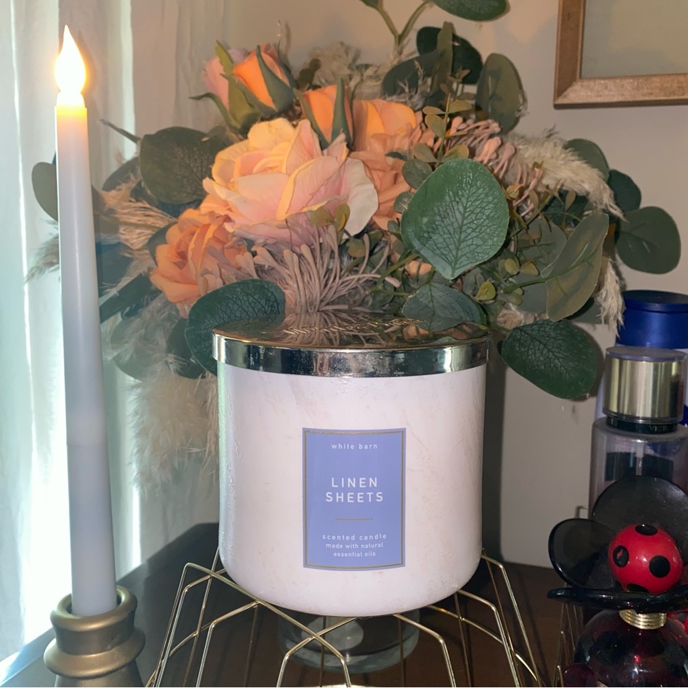 BBW Linen Sheets 3 Wick Candle